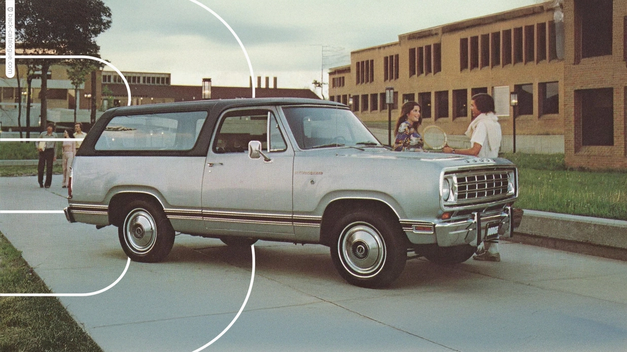 1975-dodge-ramcharger-silver-hardtop-back-catalogue-1