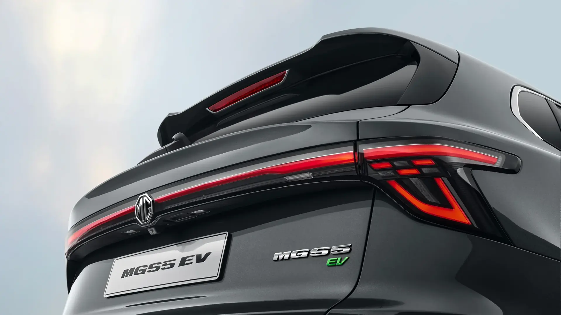 2026-mg-s5-ev-rear-qtr-close-car-back-catalogue